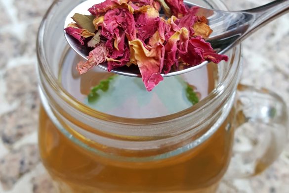 Mint and Rose Petal Infusion