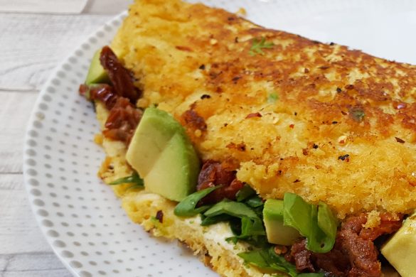 Eggless Omelette with Avocado, Spinach & Sundried Tomatoes